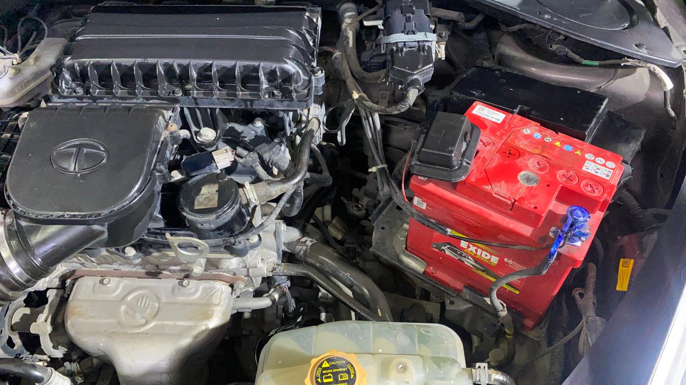 2019 Tata Tiago XE PETROL, Petrol, Manual, 50,945 km, Engine View - Left