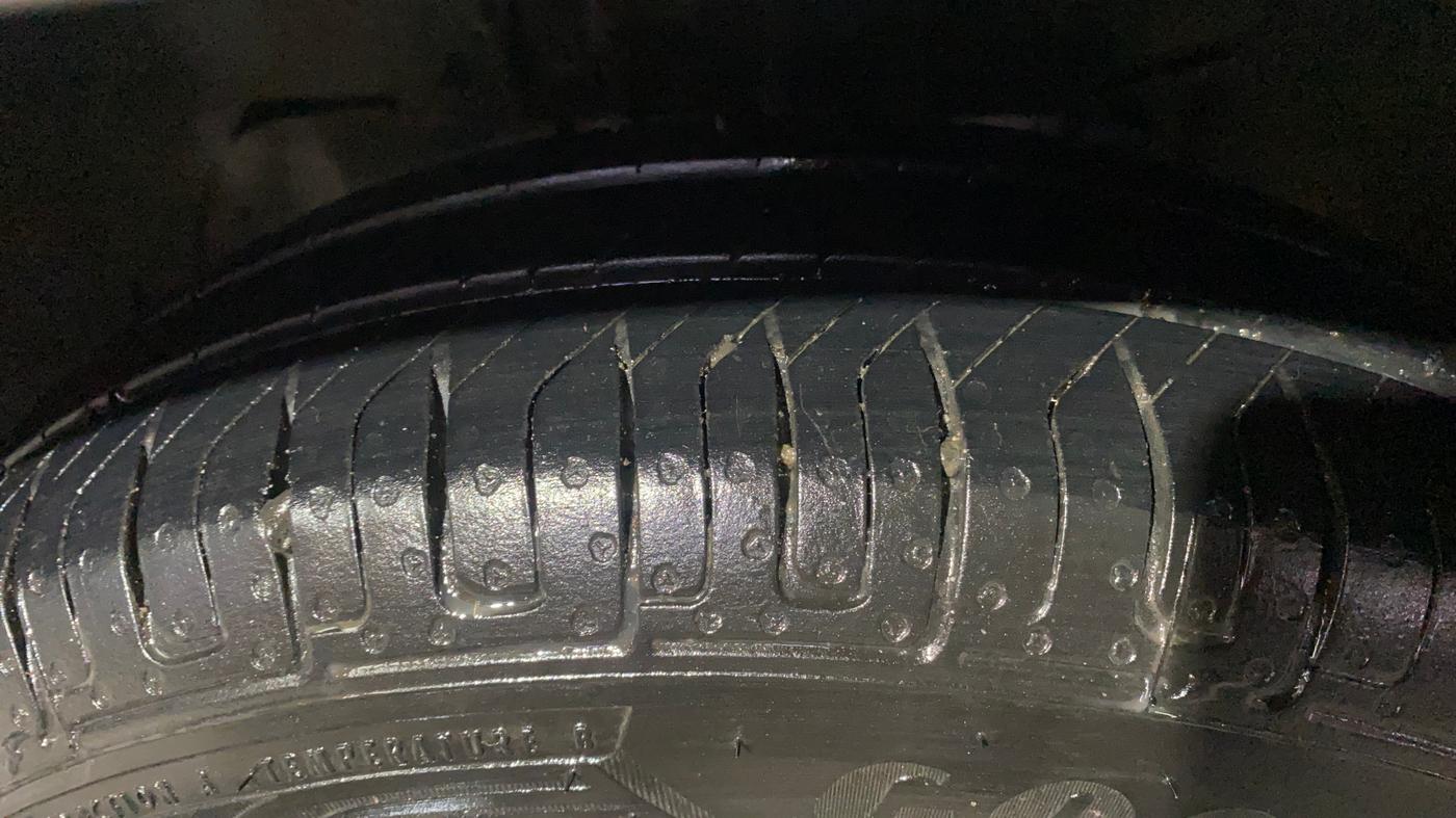 2019 Tata Tiago XE PETROL, Petrol, Manual, 50,945 km, Left Front Tyre Tread
