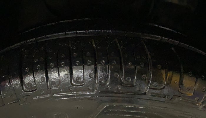 2019 Tata Tiago XE PETROL, Petrol, Manual, 50,945 km, Right Front Tyre Tread