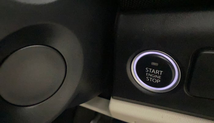 2023 Tata ALTROZ XZ PETROL, Petrol, Manual, 20,328 km, Keyless Start/ Stop Button