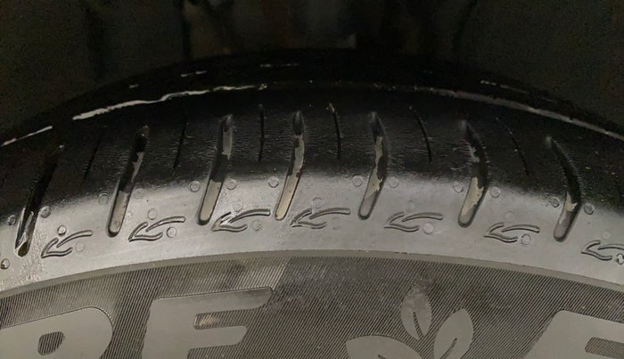 2023 Tata ALTROZ XZ PETROL, Petrol, Manual, 20,328 km, Right Front Tyre Tread