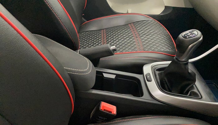 2023 Tata ALTROZ XZ PETROL, Petrol, Manual, 20,328 km, Gear Lever