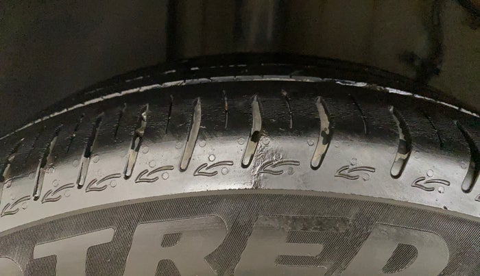 2023 Tata ALTROZ XZ PETROL, Petrol, Manual, 20,328 km, Right Rear Tyre Tread