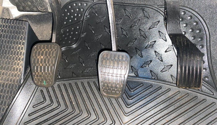 2023 Tata ALTROZ XZ PETROL, Petrol, Manual, 20,328 km, Pedals