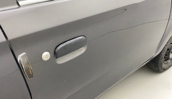 2017 Maruti Alto 800 LXI, CNG, Manual, 1,02,393 km, Driver-side door - Slightly dented