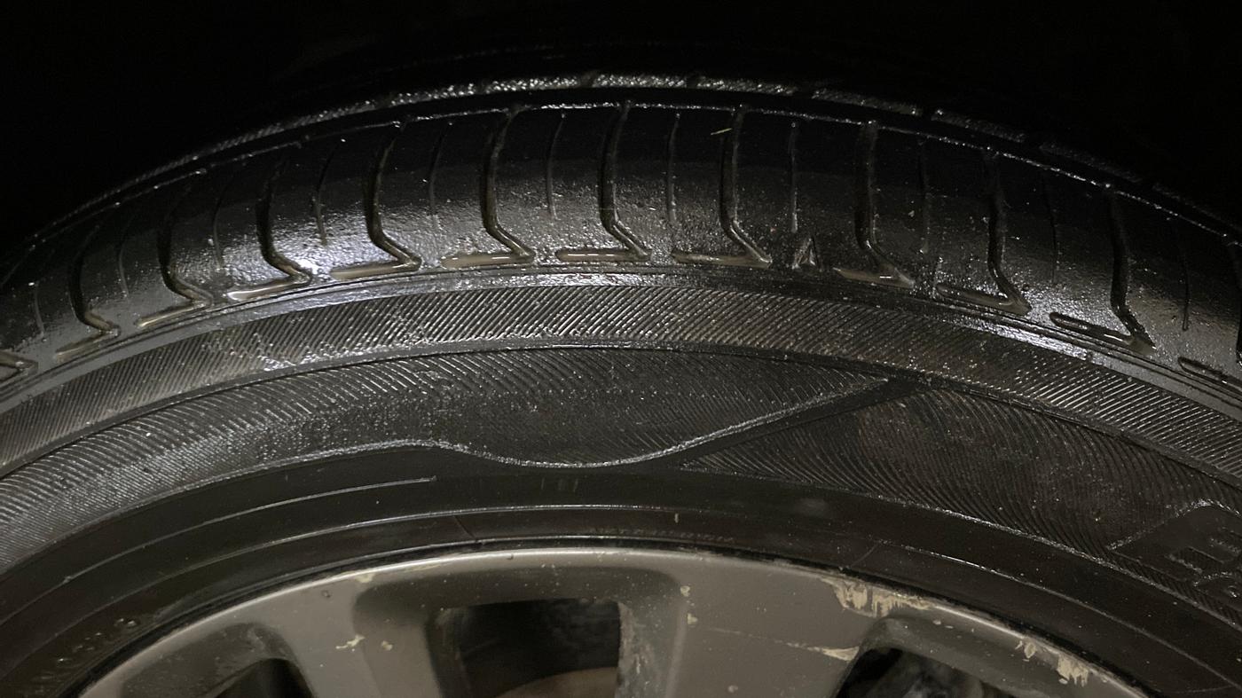 2018 Ford FREESTYLE TITANIUM PLUS 1.2 PETROL, Petrol, Manual, 63,488 km, Right Front Tyre Tread