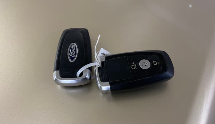 2018 Ford FREESTYLE TITANIUM PLUS 1.2 PETROL, Petrol, Manual, 63,488 km, Key Close Up