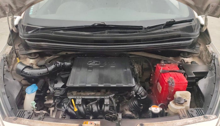 2014 Hyundai Xcent SX 1.2 (O), Petrol, Manual, 1,08,074 km, Engine View