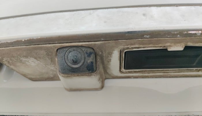 2014 Hyundai Xcent SX 1.2 (O), Petrol, Manual, 1,08,074 km, Parking Camera