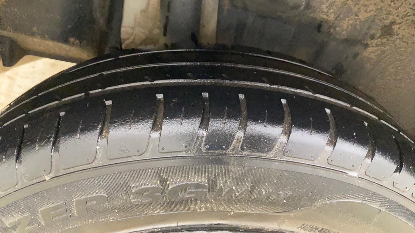 2020 Maruti Swift VXI, Petrol, Manual, 1,71,052 km, Right Rear Tyre Tread