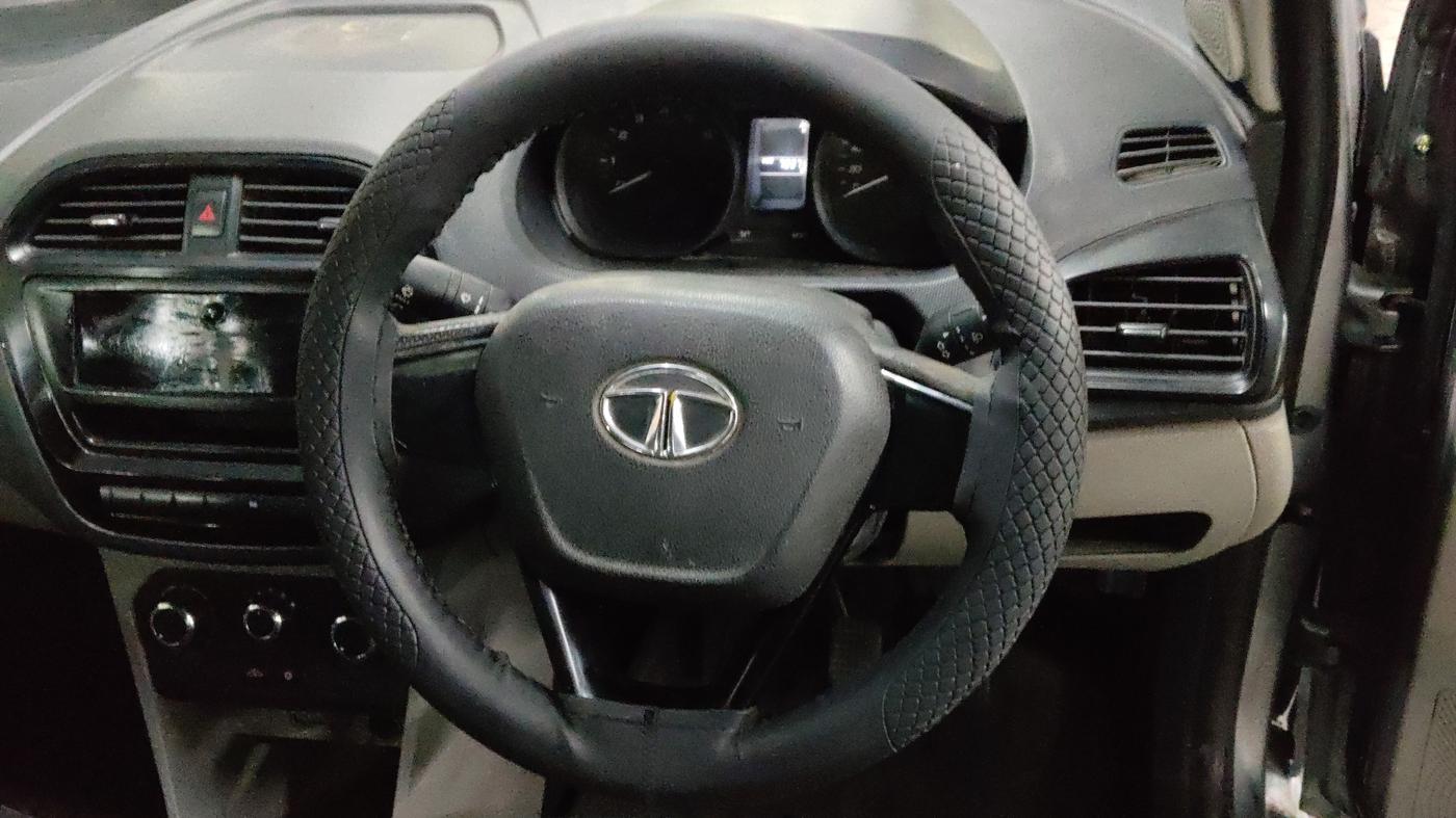 2018 Tata Tiago XM PETROL, Petrol, Manual, 70,355 km, Adaptive Cruise Control