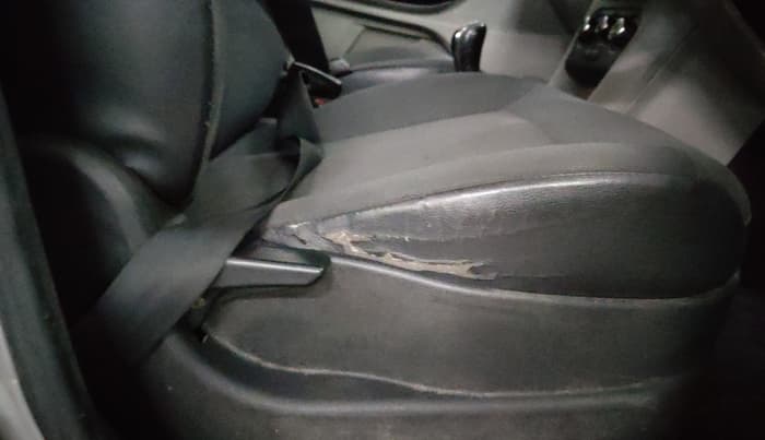 2018 Tata Tiago XM PETROL, Petrol, Manual, 70,355 km, Driver Side Door Panels Control