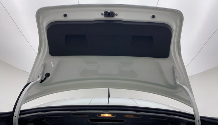 2021 Skoda Rapid STYLE 1.0 AT, Petrol, Automatic, 7,572 km, Boot Door Open