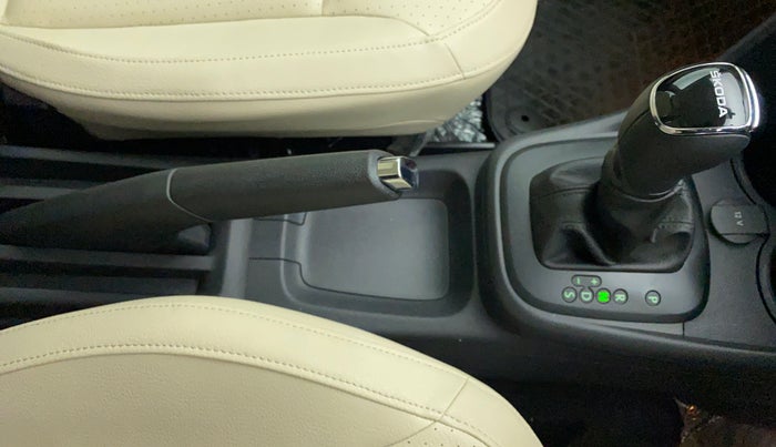 2021 Skoda Rapid STYLE 1.0 AT, Petrol, Automatic, 7,572 km, Gear Lever