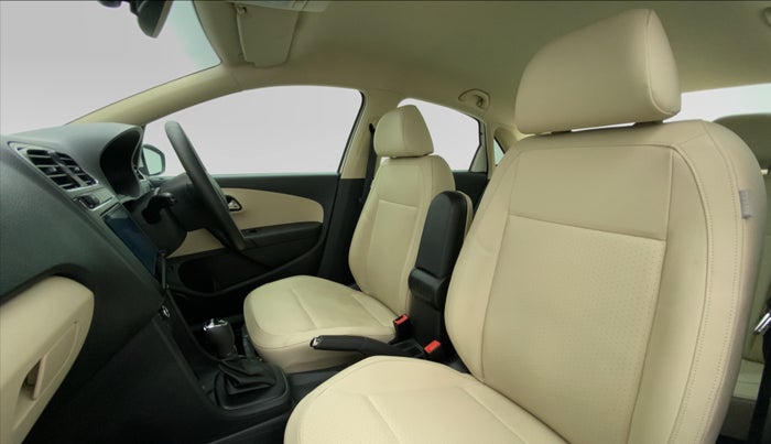 2021 Skoda Rapid STYLE 1.0 AT, Petrol, Automatic, 7,572 km, Right Side Front Door Cabin