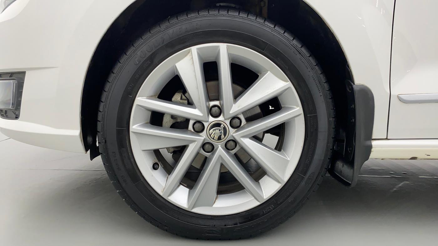 2021 Skoda Rapid STYLE 1.0 AT, Petrol, Automatic, 7,572 km, Left Front Wheel