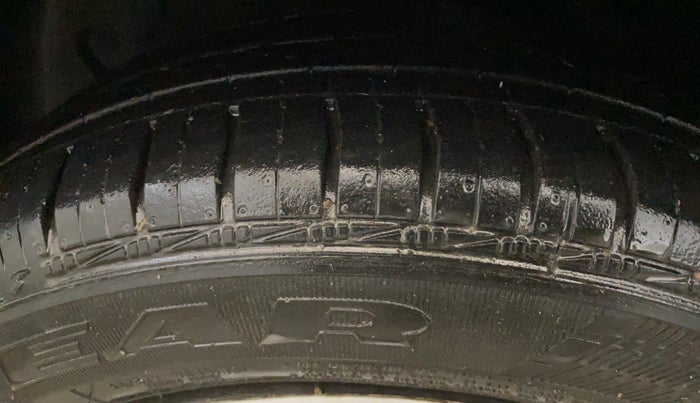 2019 Hyundai Grand i10 SPORTZ 1.2 KAPPA VTVT, Petrol, Manual, 71,860 km, Left Front Tyre Tread