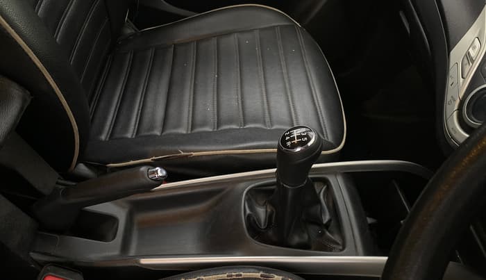 2018 Maruti Baleno DELTA PETROL 1.2, Petrol, Manual, 65,280 km, Gear Lever