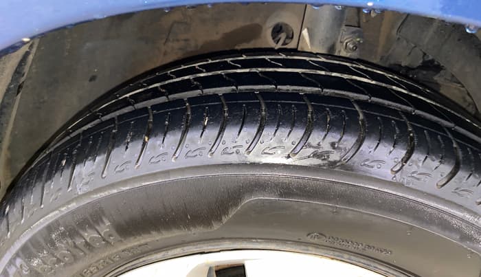 2018 Maruti Baleno DELTA PETROL 1.2, Petrol, Manual, 65,280 km, Right Front Tyre Tread
