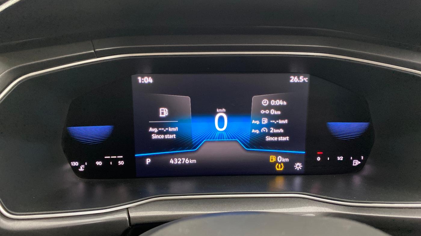 2022 Volkswagen TAIGUN TOPLINE 1.0 TSI AT, Petrol, Automatic, 43,324 km, Odometer Image