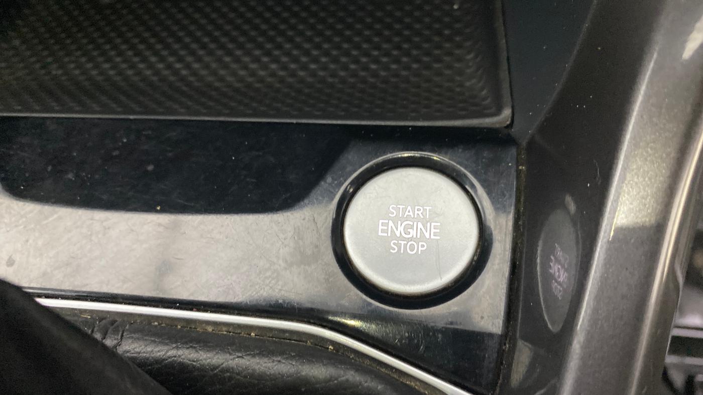 2022 Volkswagen TAIGUN TOPLINE 1.0 TSI AT, Petrol, Automatic, 43,324 km, Keyless Start/ Stop Button