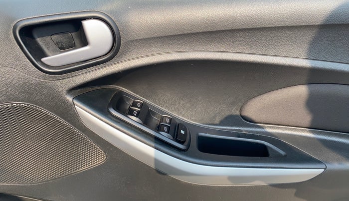 2019 Ford FREESTYLE TREND PLUS 1.5 DIESEL, Diesel, Manual, 74,554 km, Driver Side Door Panels Control