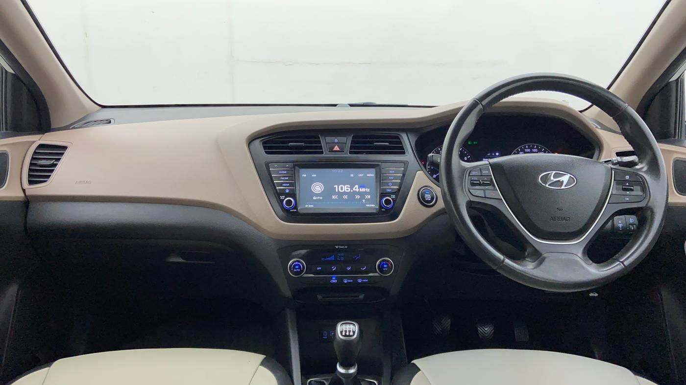 2016 Hyundai Elite i20 ASTA 1.2 (O), Petrol, Manual, 61,157 km, Dashboard
