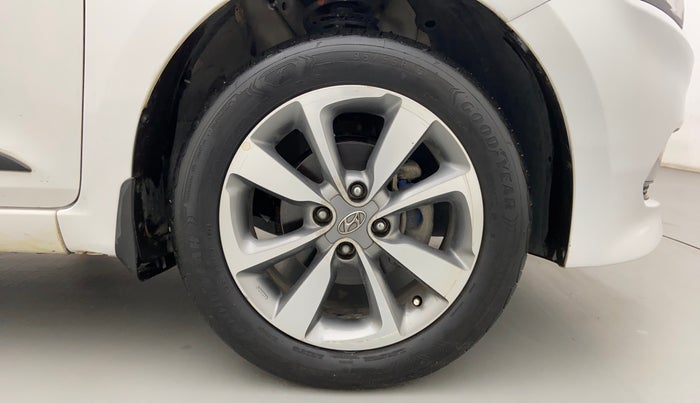 2016 Hyundai Elite i20 ASTA 1.2 (O), Petrol, Manual, 61,157 km, Right Front Wheel