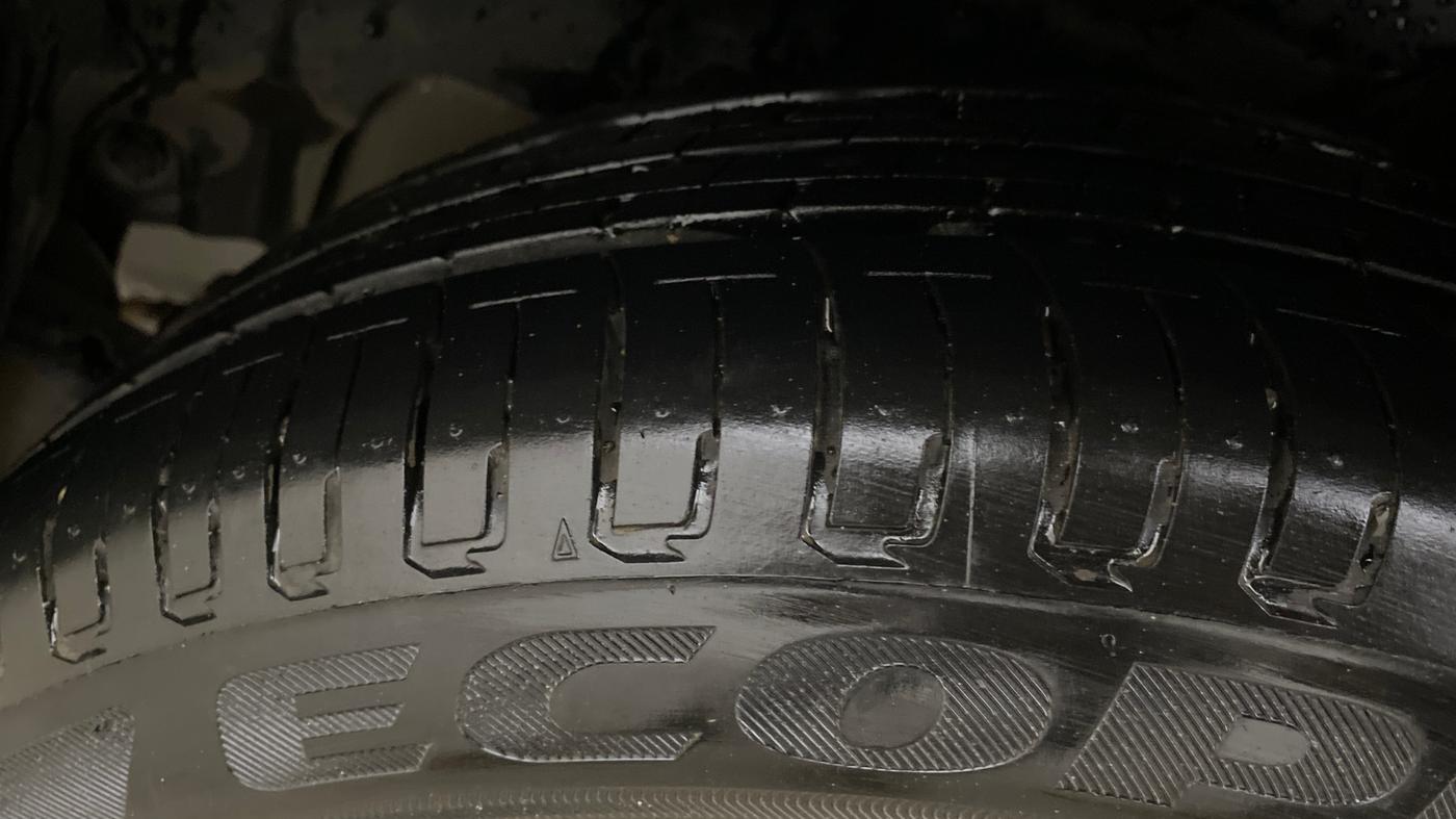 2024 Maruti Swift ZXi Plus AMT, Petrol, Automatic, 39,053 km, Left Rear Tyre Tread