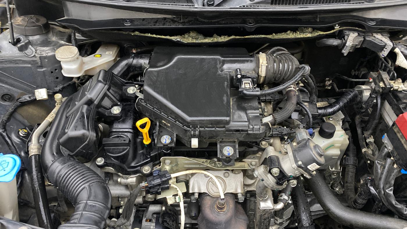 2024 Maruti Swift ZXi Plus AMT, Petrol, Automatic, 39,053 km, Engine View