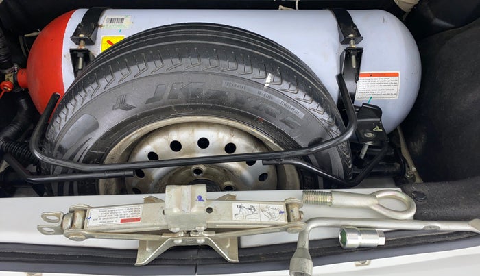 2021 Maruti New Wagon-R LXI CNG 1.0 L, CNG, Manual, 36,344 km, Dicky (Boot door) - Jack/Tool not available