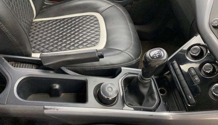 2021 Tata NEXON XM PETROL, Petrol, Manual, 73,920 km, Gear Lever