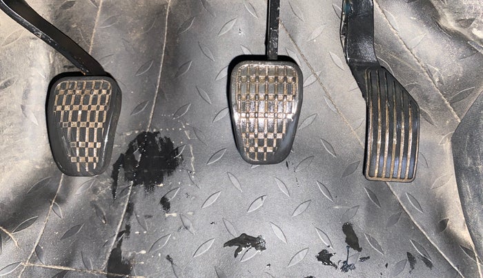 2021 Tata NEXON XM PETROL, Petrol, Manual, 73,920 km, Pedals