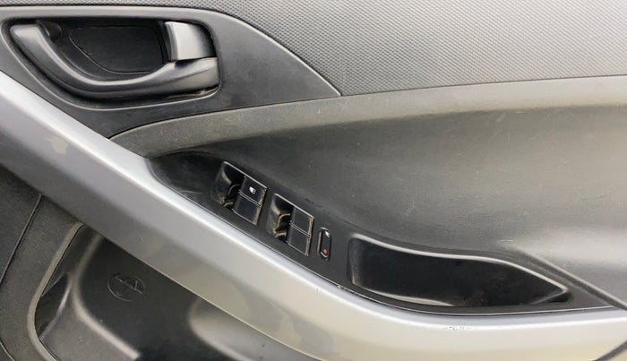 2021 Tata NEXON XM PETROL, Petrol, Manual, 73,920 km, Driver Side Door Panels Control