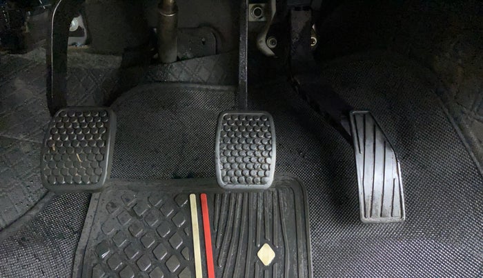 2018 Maruti Alto K10 VXI P, Petrol, Manual, 30,462 km, Pedals