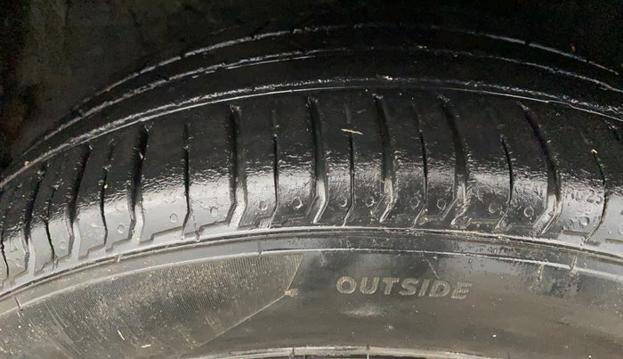 2021 KIA SONET HTX 1.0 IMT, Petrol, Manual, 52,761 km, Right Front Tyre Tread