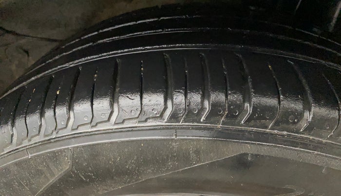 2021 KIA SONET HTX 1.0 IMT, Petrol, Manual, 52,761 km, Left Rear Tyre Tread