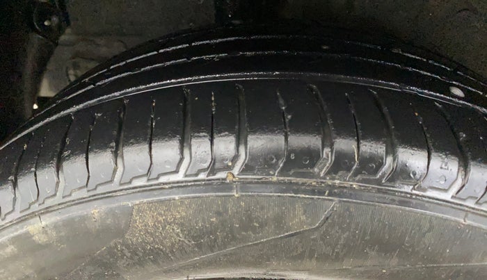 2021 KIA SONET HTX 1.0 IMT, Petrol, Manual, 52,761 km, Right Rear Tyre Tread