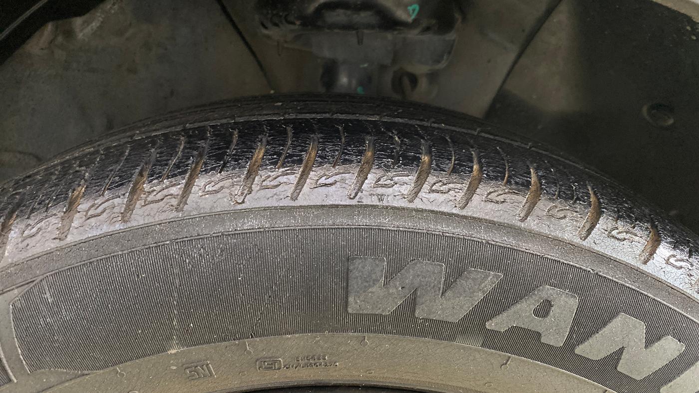 2019 Hyundai VENUE SX PLUS 1.0 TURBO DCT, Petrol, Automatic, 49,293 km, Right Front Tyre Tread
