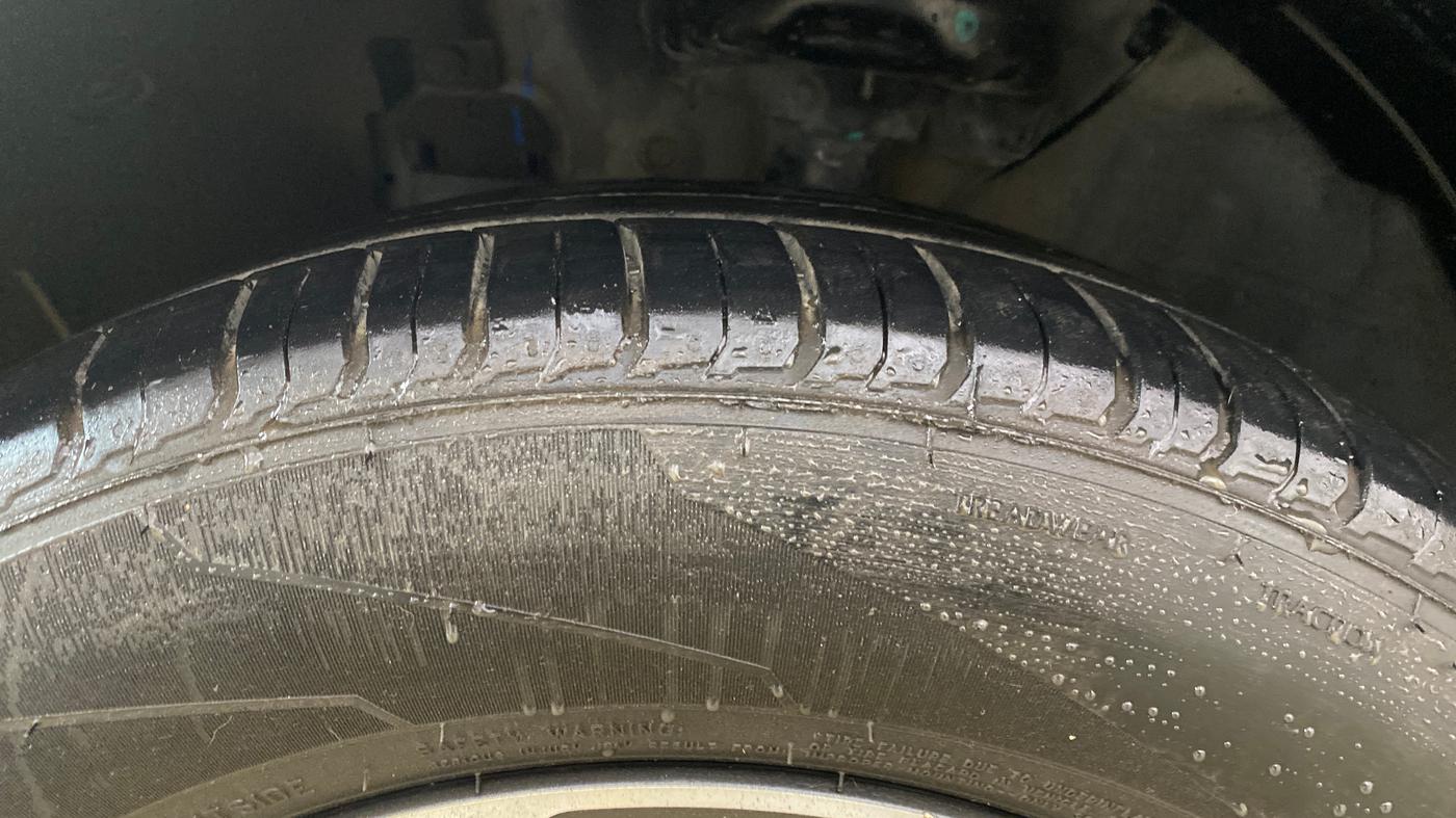 2019 Hyundai VENUE SX PLUS 1.0 TURBO DCT, Petrol, Automatic, 49,293 km, Left Front Tyre Tread
