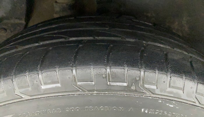 2016 Hyundai Creta SX PLUS AT 1.6 PETROL, Petrol, Automatic, 84,766 km, Right Rear Tyre Tread