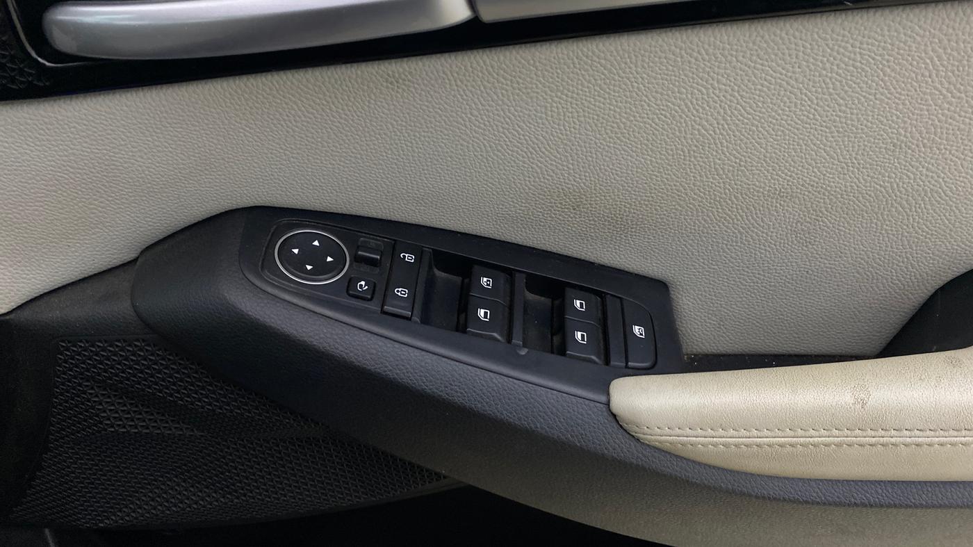 2021 KIA SELTOS HTX IVT 1.5 PETROL, Petrol, Automatic, 30,470 km, Driver Side Door Panels Control
