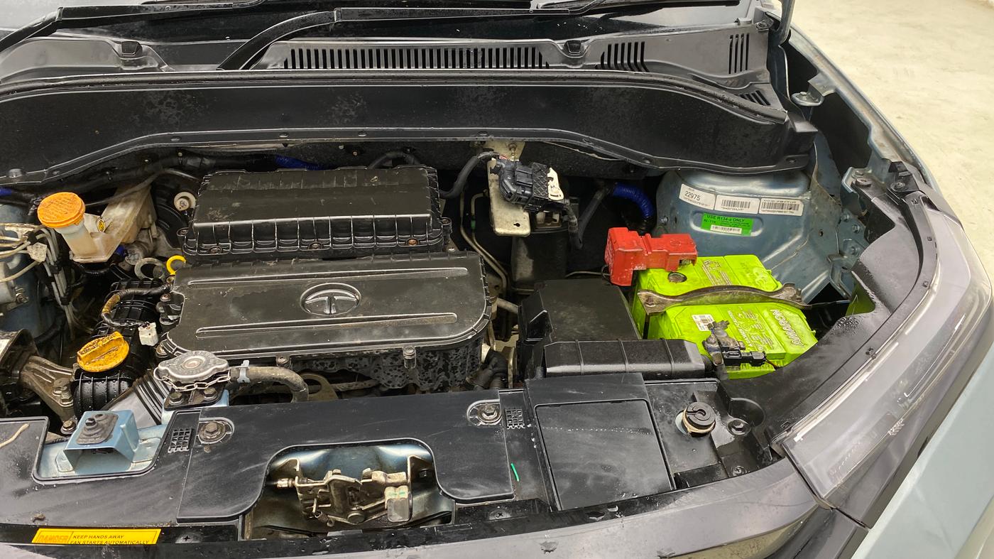 2022 Tata PUNCH ADVENTURE MT, Petrol, Manual, 9,426 km, Engine View - Left