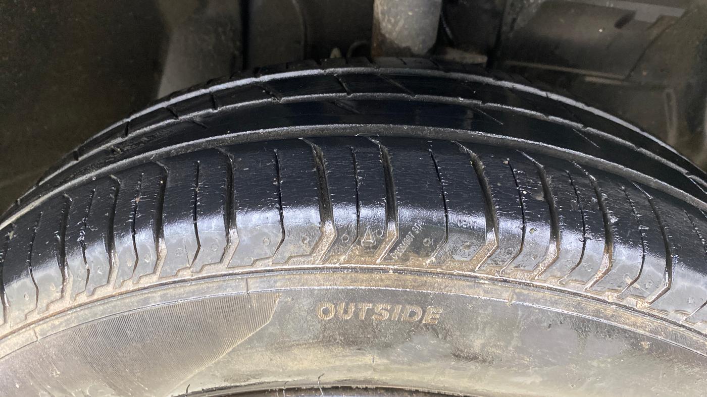 2022 Tata PUNCH ADVENTURE MT, Petrol, Manual, 9,426 km, Right Front Tyre Tread