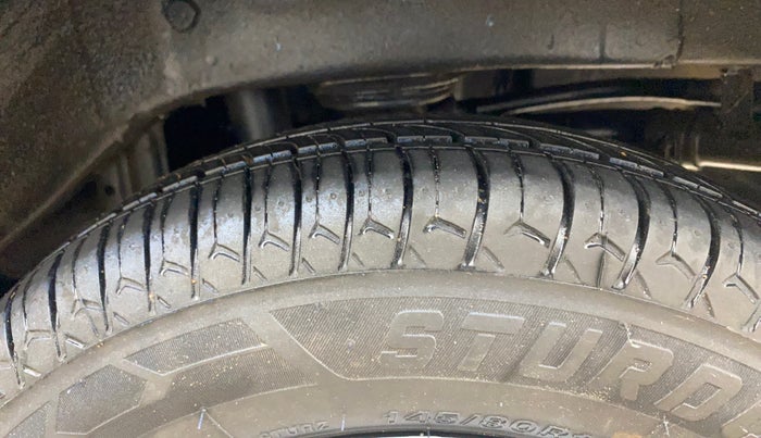 2014 Maruti Alto 800 LXI, Petrol, Manual, 53,420 km, Left Rear Tyre Tread