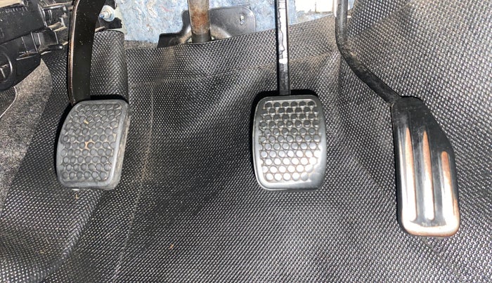 2014 Maruti Alto 800 LXI, Petrol, Manual, 53,420 km, Pedals