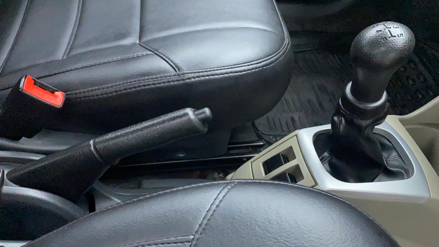 2014 Maruti Alto K10 VXI P, Petrol, Manual, 80,714 km, Gear Lever