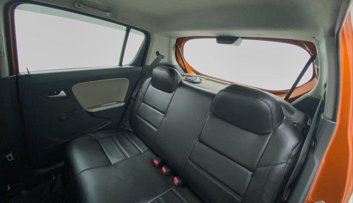 2014 Maruti Alto K10 VXI P, Petrol, Manual, 80,714 km, Right Side Door Cabin View