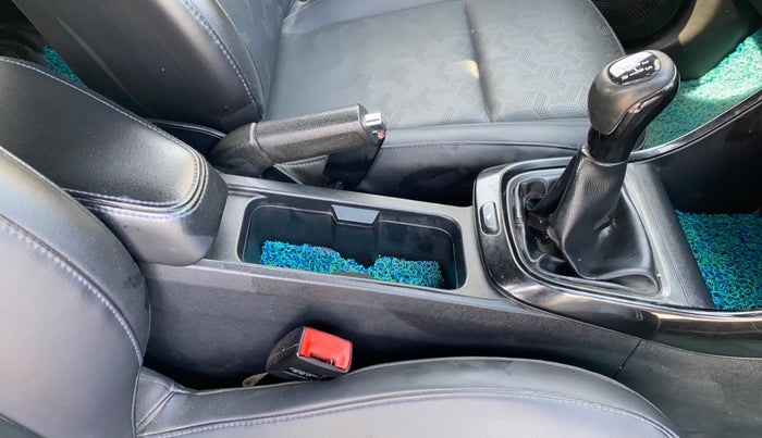 2021 Tata ALTROZ XZ PLUS PETROL DARK EDITION, Petrol, Manual, 40,036 km, Gear Lever