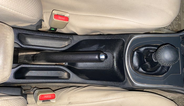 2019 Honda City 1.5L I-DTEC VX, Diesel, Manual, 1,49,966 km, Gear Lever